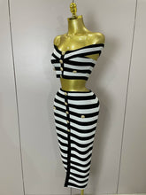 Sexy Off Shoulder Striped Button Two Piece Mini Bandage Set 2025 Women Celebrity Designer Evening Party Luxury Birthday Outfit